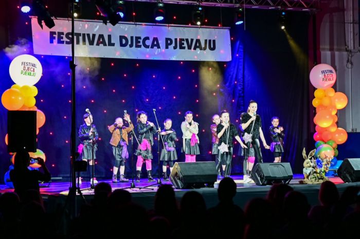 Mali pjevači izveli 21 novu pjesmu na tradicionalnom festivalu &bdquo;Djeca pjevaju&ldquo;
