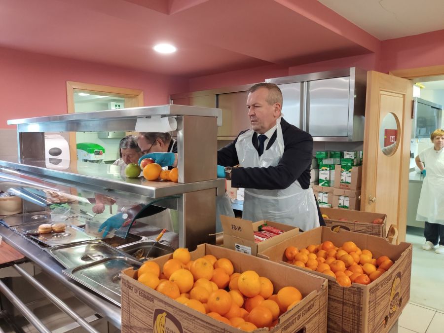 Tradicionalna podjela blagdanskog obroka u Pučkoj kuhinji Caritasa Varaždinske biskupije