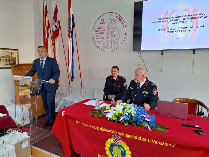 Održana redovna izvje&scaron;tajna skup&scaron;tina DVD-a &bdquo;1. hrvatski dobrovoljni vatrogasni zbor u Varaždinu&ldquo;, župan Anđelko Stričak postao počasni član ovog renomiranog vatrogasnog dru&scaron;tva