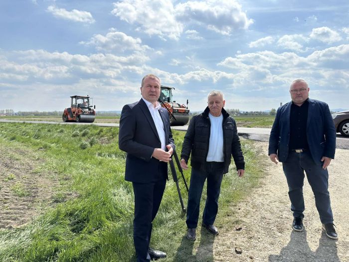 Župan Anđelko Stričak u pratnji načelnika Općine Sveti Đurđ Josipa Janija obi&scaron;ao radove na uređenju prometnice u naselju Hrženica