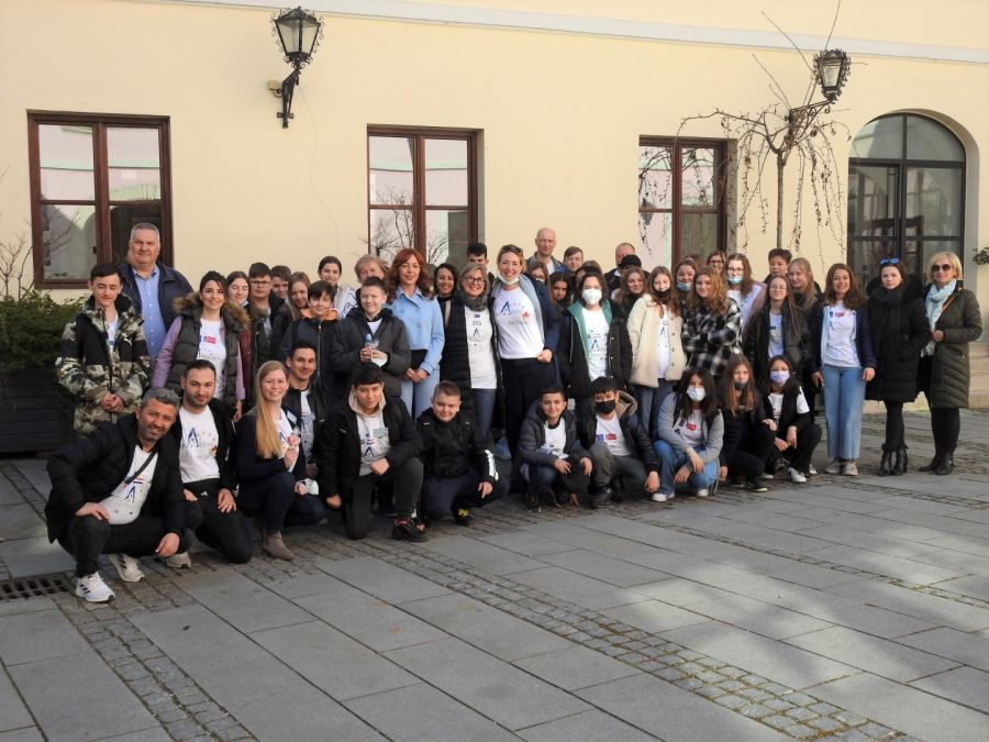 U okviru Erasmus + projekta učenici i njihovi profesori iz pet zemalja posjetili Županijsku palaču
