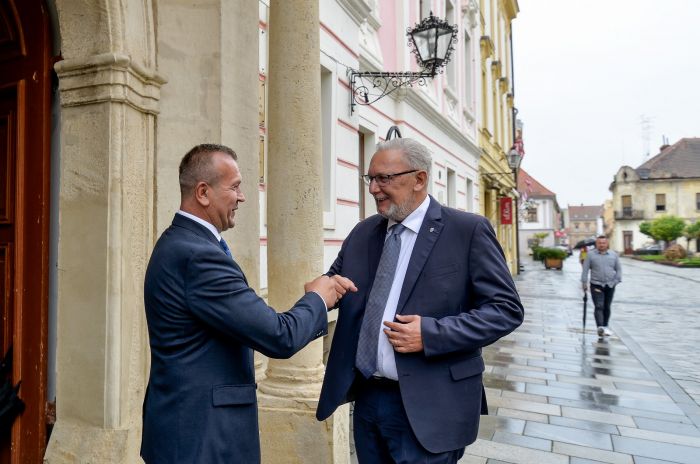 Potpredsjednik Vlade Božinović na otvorenju spomenika policajcima