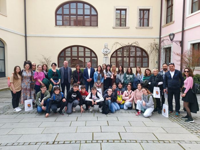 Sudionici Erasmus programa  Different but together u posjeti Županijskoj palači