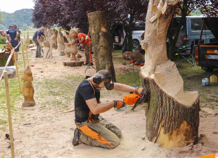 U Salinovcu održan 9. hrvatski festival kiparenja motornom pilom