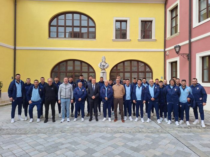 Župan Anđelko Stričak primio članove stožera i reprezentativce hrvatske futsal reprezentacije