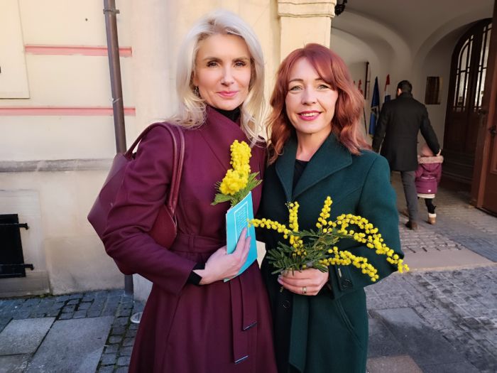 Obilježen Dan mimoza: Edukacijom, cijepljenjem i preventivnim ginekolo&scaron;kim pregledima za manje oboljelih od raka vrata maternice, podr&scaron;ku akciji dali i županijski te gradski dužnosnici