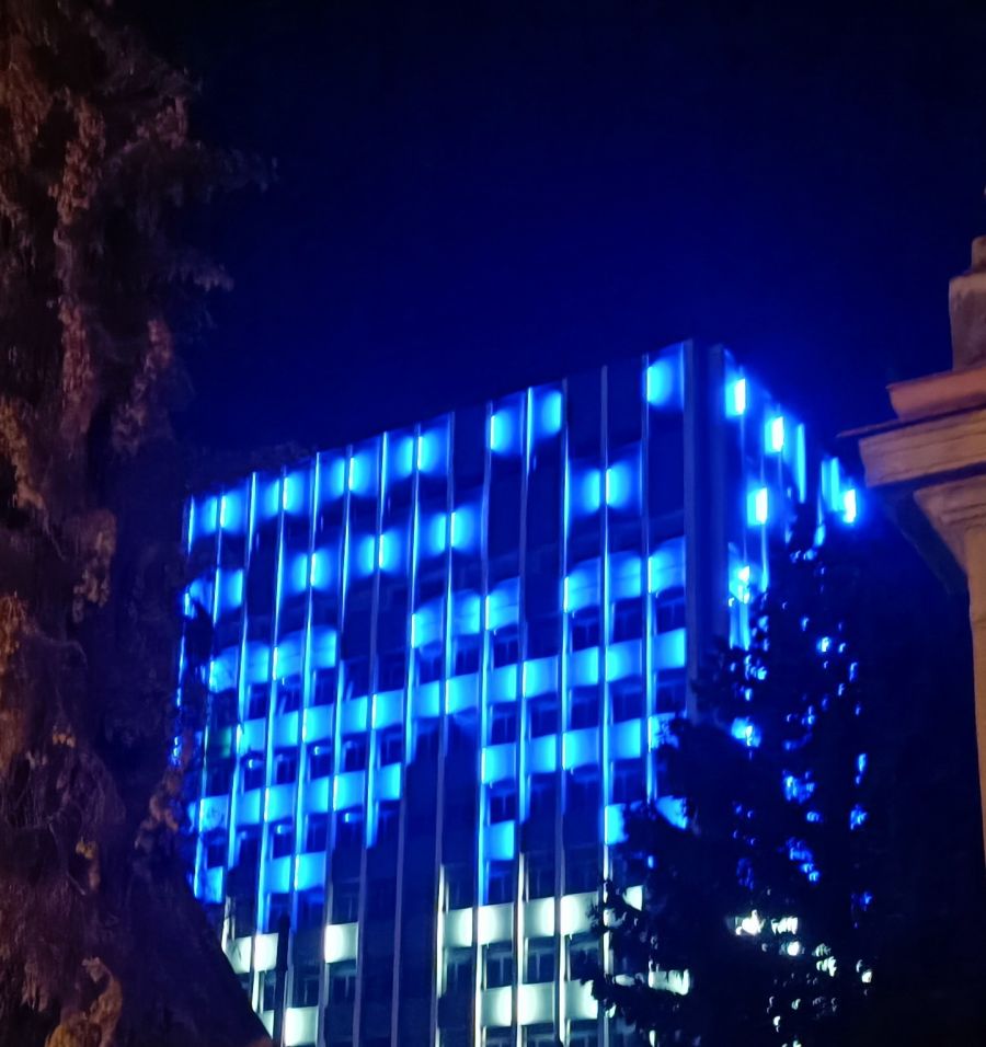Vodotoranj u Varaždinu u bojama zastave Ukrajine