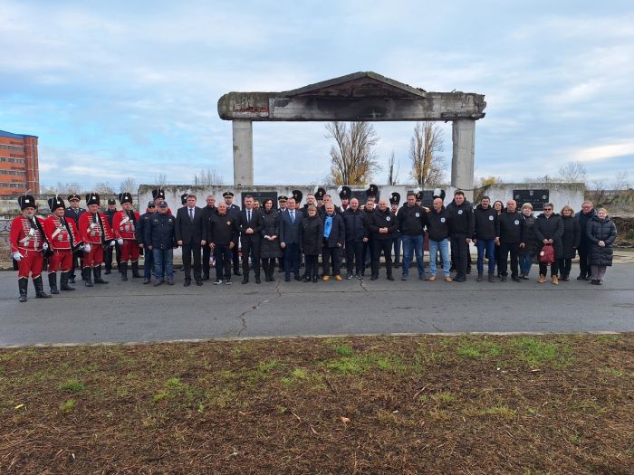 Izaslanstvo Varaždinske županije u gradu heroju odalo počast varaždinskim i svim drugim braniteljima i žrtvama Vukovara