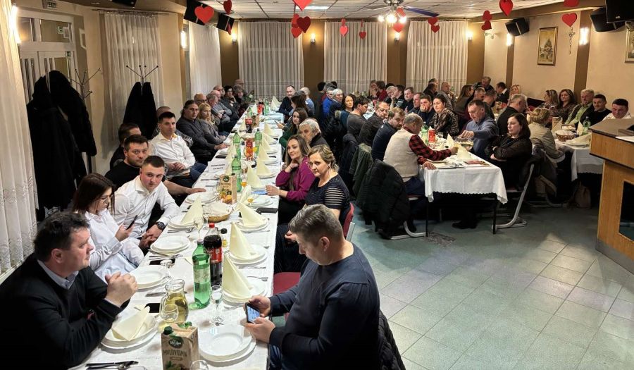 Članovi Udruge uzgajivača svinja Varaždinske županije na godi&scaron;njoj skup&scaron;tini u Malom Bukovcu