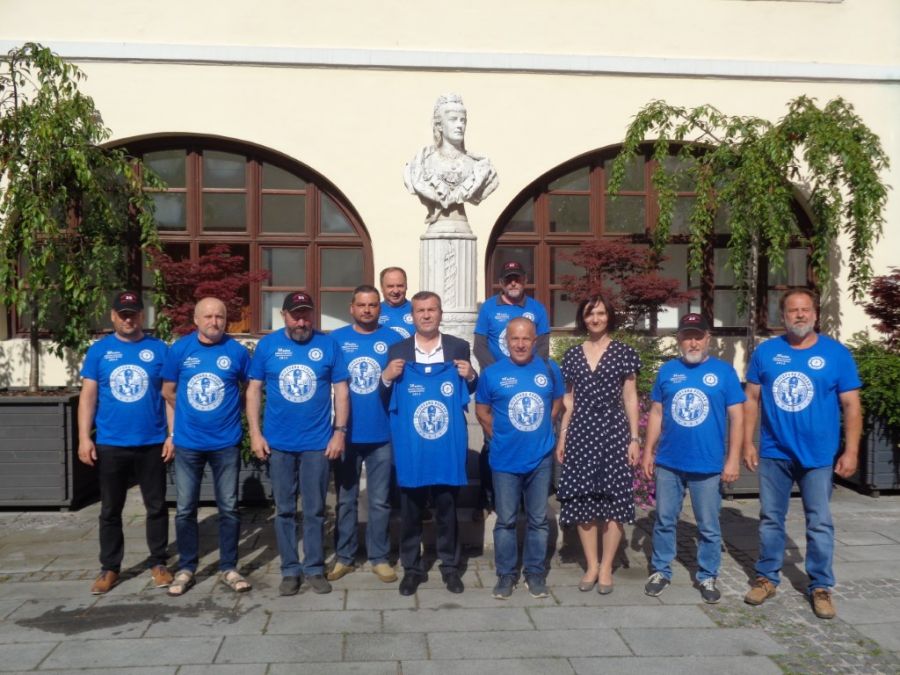 Župan primio pripadnike zasebne policijske postrojbe Policijske uprave varaždinske koji rijekom Dravom do Vukovara kreću čamcima