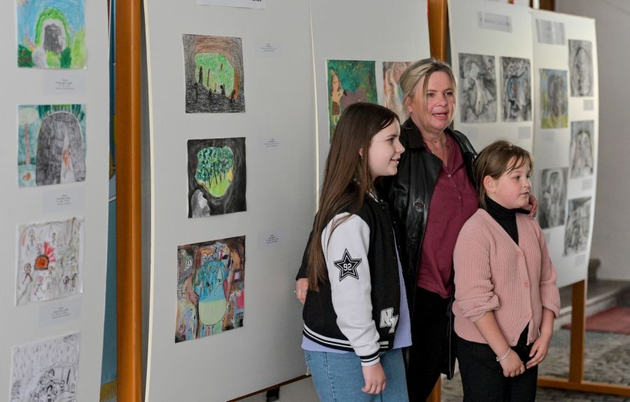 Jedinstveno obilježavanje Dana planeta Zemlje uz izložbu najboljih radova na likovnom natječaju &bdquo;Moj doživljaj &scaron;pilje Vindije&ldquo;