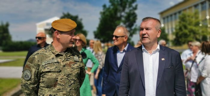 Dan otvorenih vrata u vojarni 7. gardijske brigade &bdquo;PUMA&ldquo; privukao veliki broj građana