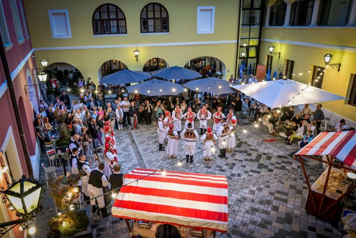 U atriju Županijske palače nastupio KUD Hrvatskih željeznica