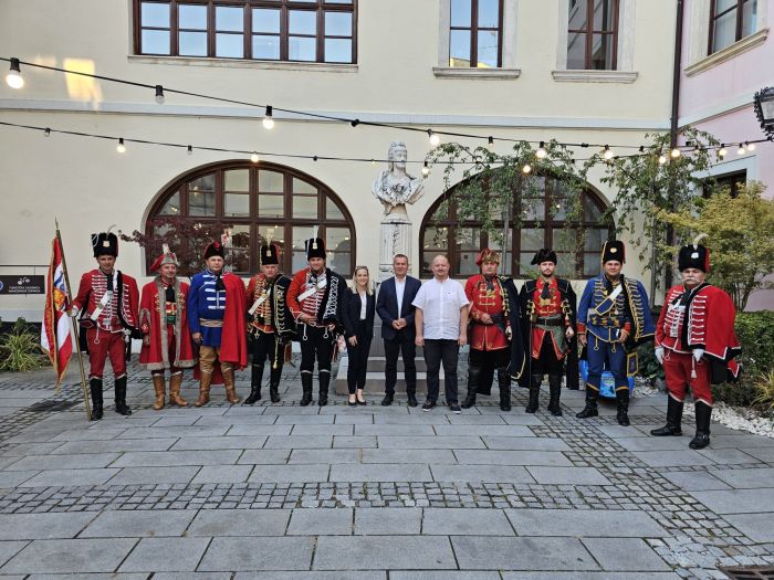 Husarska garda Varaždinske županije ugostila  povijesne postrojbe, pokrenuta inicijativa za pro&scaron;irivanjem Hrvatskog husarskog zdruga