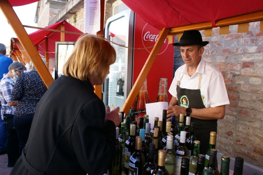 Grada Varaždinske Toplice domaćin 17. izložbe vina Zlatna kapljica 2022.