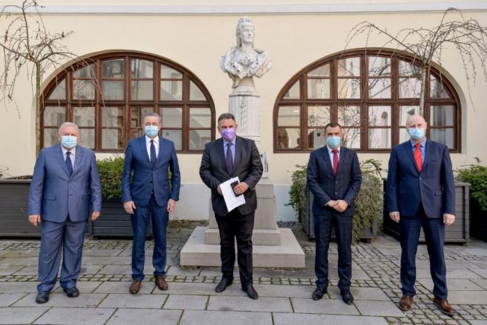 Župan Radimir Čačić domaćin radnog sastanka kolegama županima