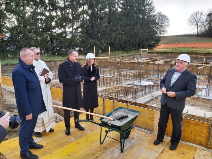 U Breznici položen kamen temeljac za izgradnju dječjeg vrtića za 64 mali&scaron;ana&nbsp;