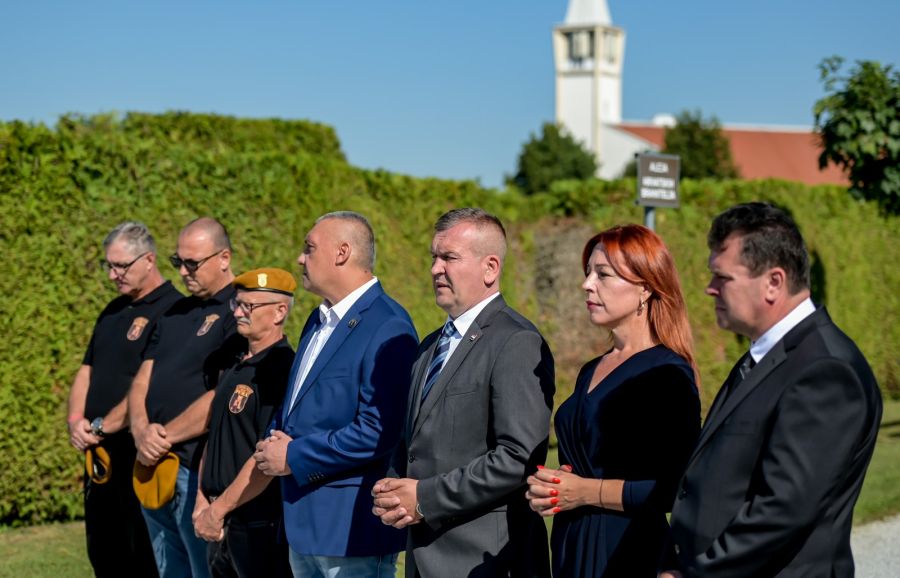 Povodom Dana Varaždinske županije na Gradskom groblju odana počast poginulim braniteljima, preminulim građanima te pokojnom županu Marijanu Mlinariću